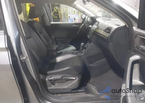 2018 Volkswagen Tiguan 2.0T Se/2.0T Sel из США, поврежденный, VIN 3VV2B7AX6JM031602